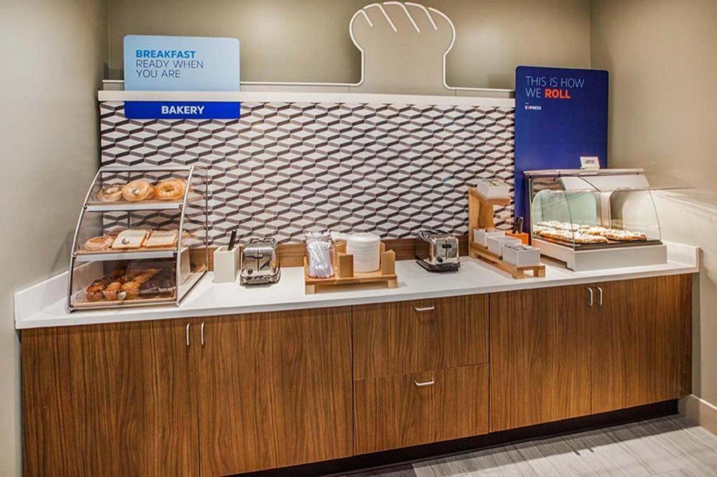 Holiday Inn Express Camden Hotel By Ihg Eksteriør bilde